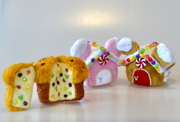 Coming soon, November 2nd at 6pm PST/ Pre-order (ship in 2-4 weeks) Holiday Panettone Plush Ornament Accessory Key Chain