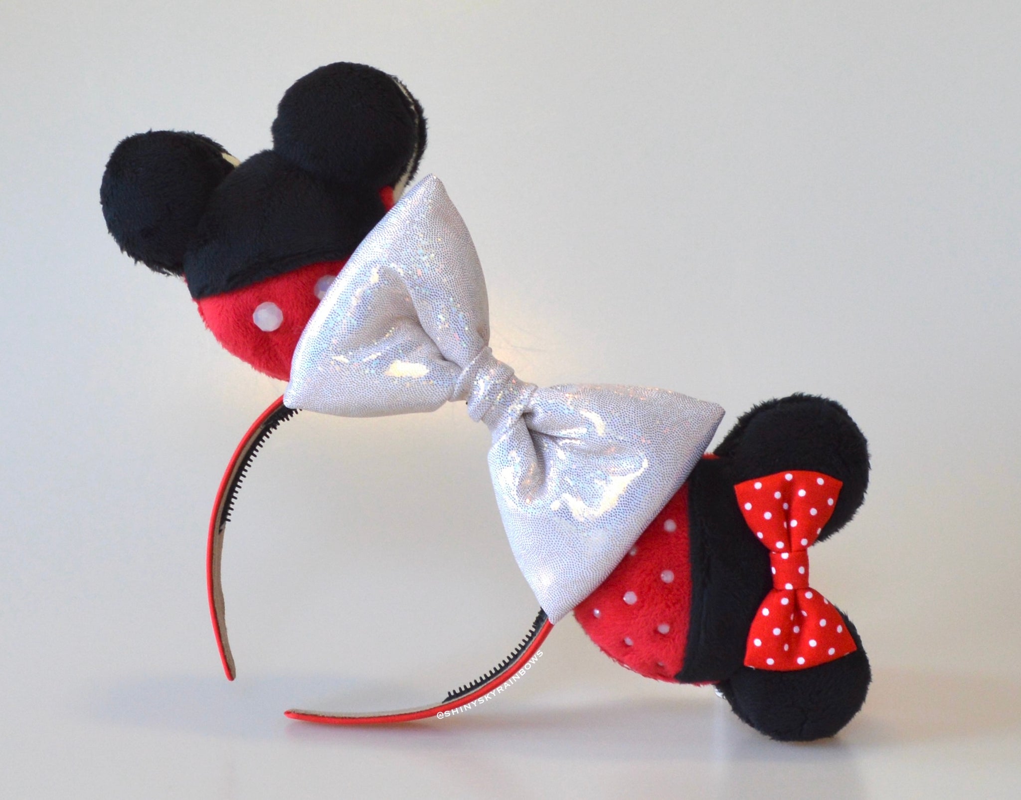 Coming soon, March 9th at 6pm PST/ Pre-order (ship in 1-3 weeks) White Bow Mr. and Miss Mouse Macaron Ears