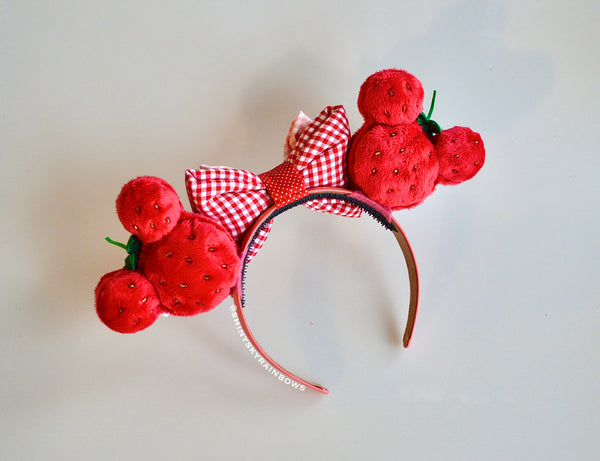 Coming soon, February 18th at 6pm PST/ Pre-order (ship in 2-3weeks)/ Strawberry Macaron Ears
